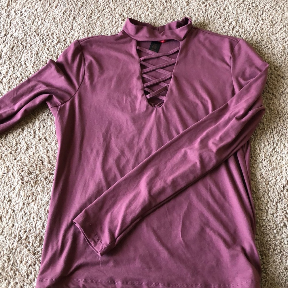Long sleeve sexy chocker shirt